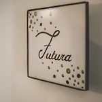Futura Retro 3*
